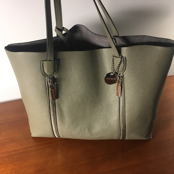 Steve Madden Handbags - Steve Madden purse